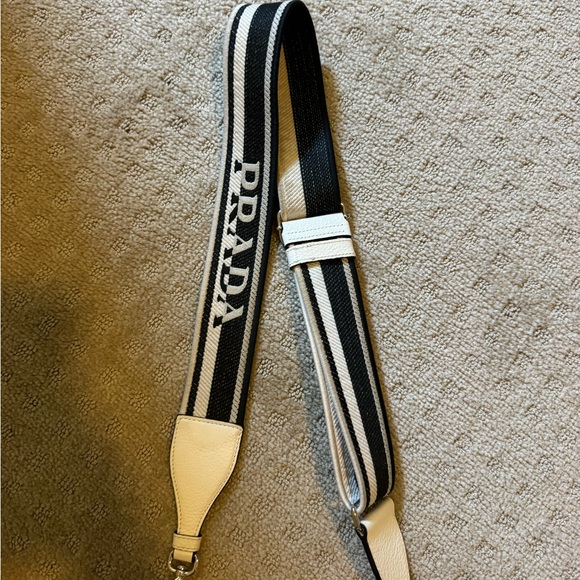 Prada mini hobo bag - Picture 6 of 12